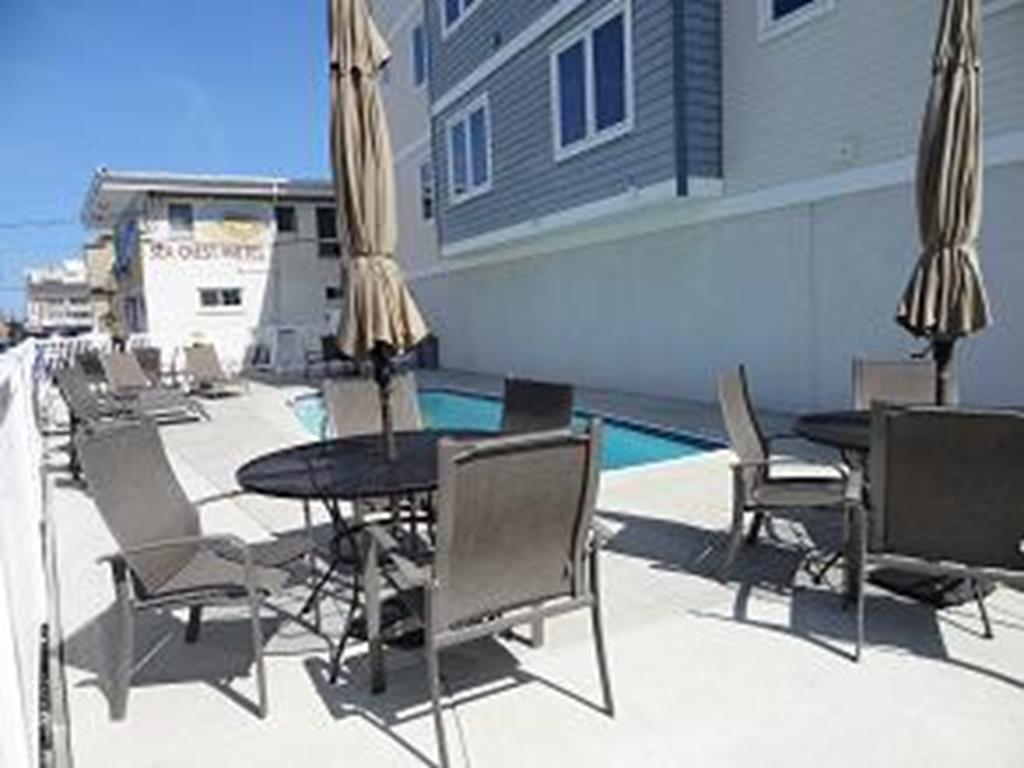 401 EAST STANTON ROAD 103 TAHITIAN CONDOS WILDWOOD CREST SUMMER